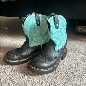 Justin Boots Black and Turquoise cowgirl boots